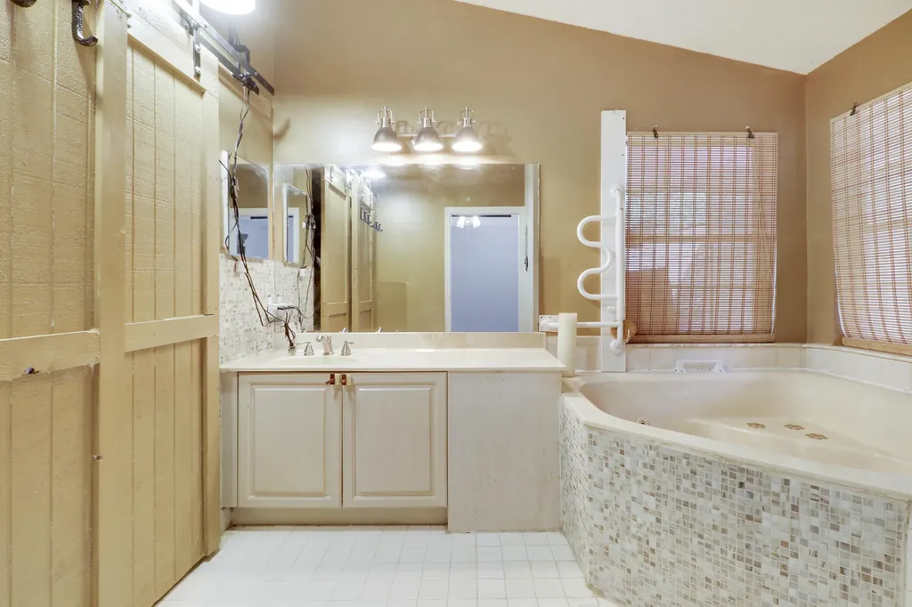 17146 79th Court N The Acreage FL 33470