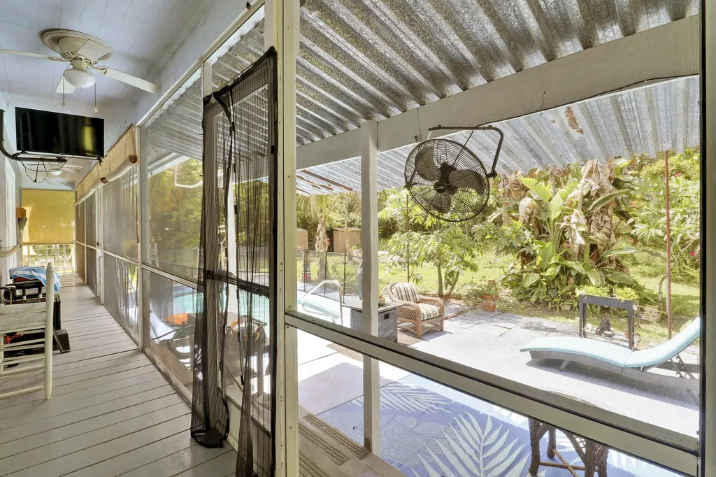 17146 79th Court N The Acreage FL 33470