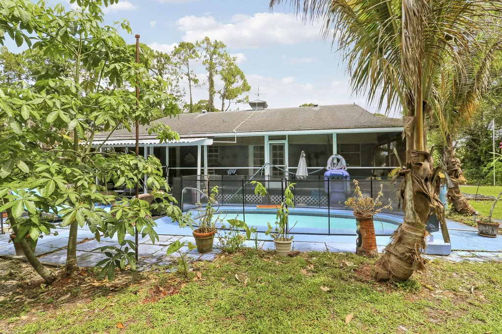 17146 79th Court N The Acreage FL 33470