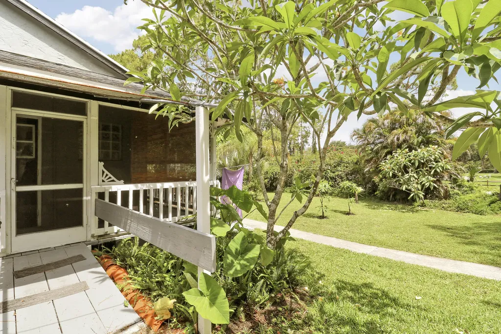 17146 79th Court N The Acreage FL 33470