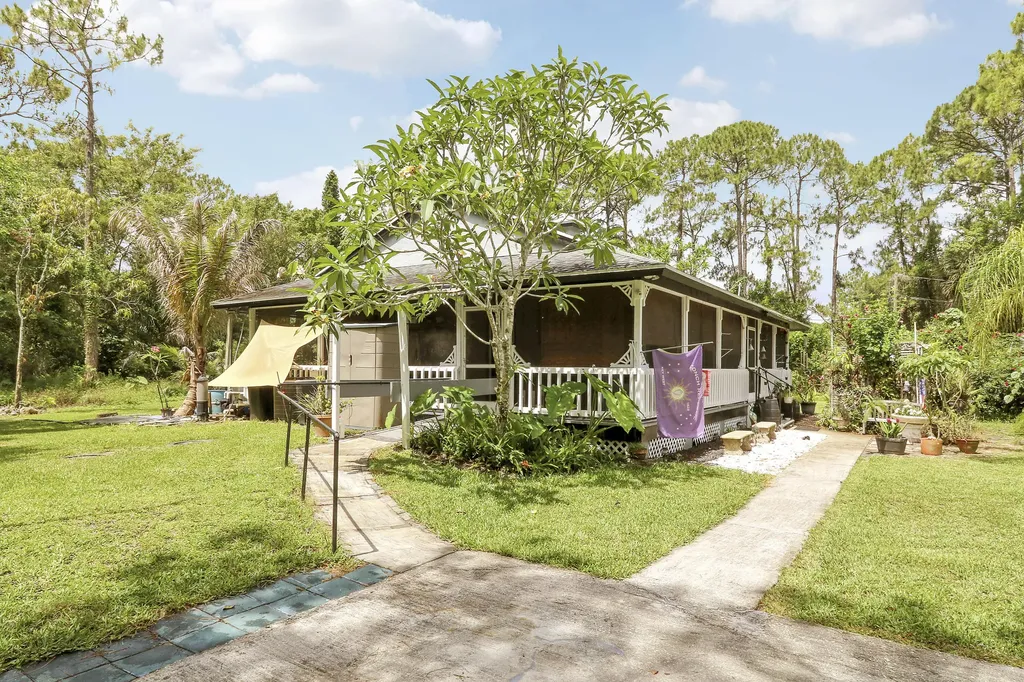 17146 79th Court N The Acreage FL 33470