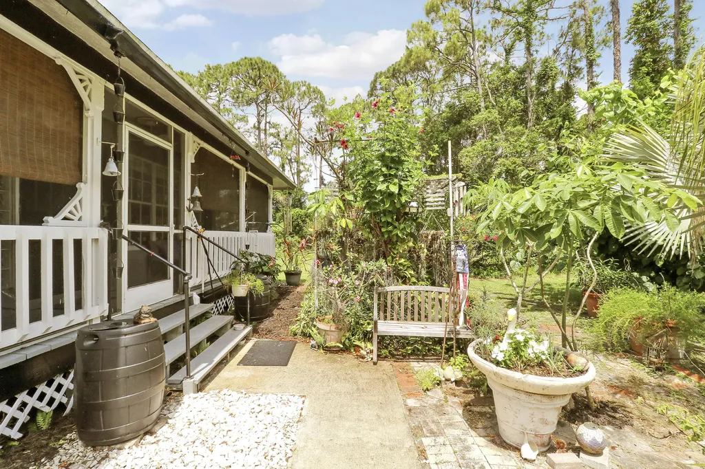 17146 79th Court N The Acreage FL 33470