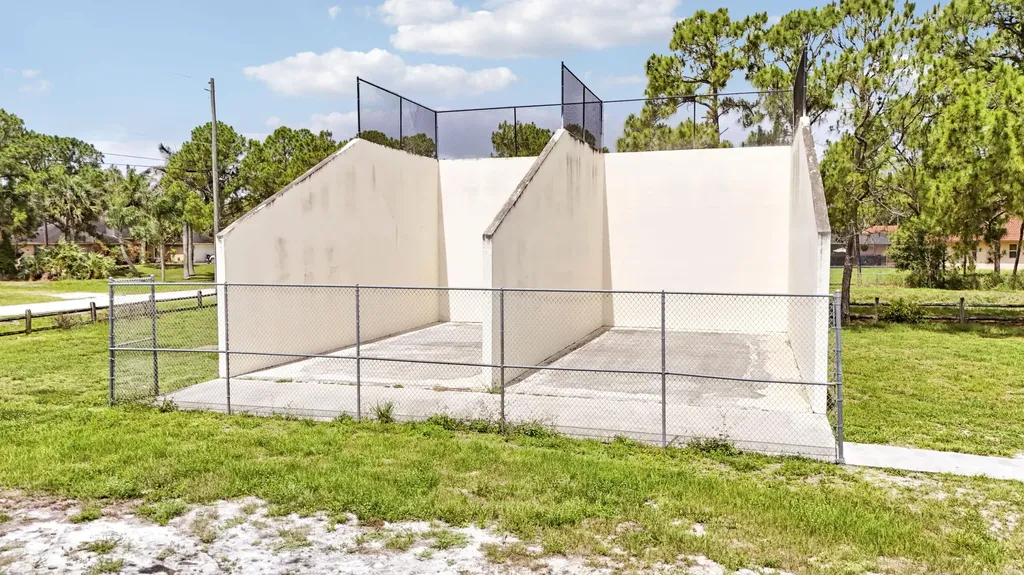 17146 79th Court N The Acreage FL 33470