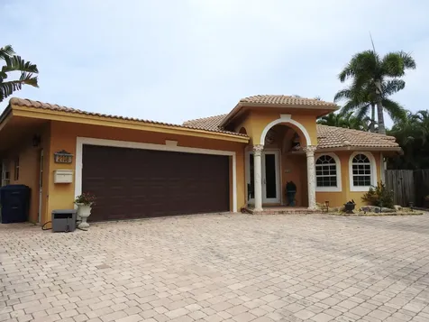 2108 NE 22nd Street Wilton Manors FL 33305