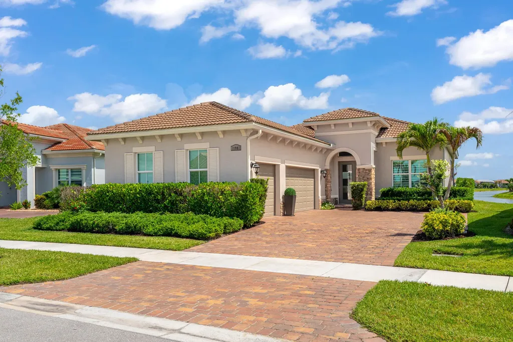 11983 SW Vano Way Port St Lucie FL 34987