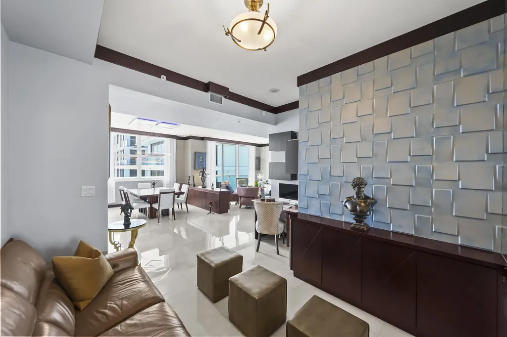 347 N New River Drive E Fort Lauderdale FL 33301