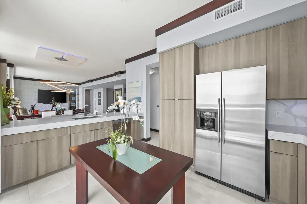 347 N New River Drive E Fort Lauderdale FL 33301