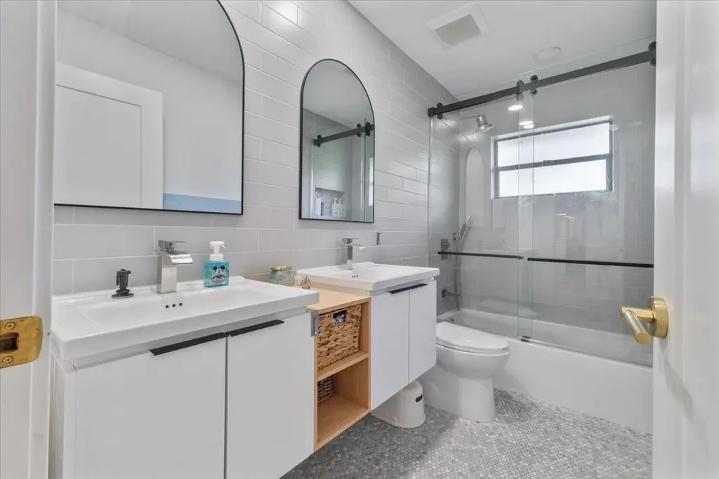 4911 NW 96th Drive Coral Springs FL 33076