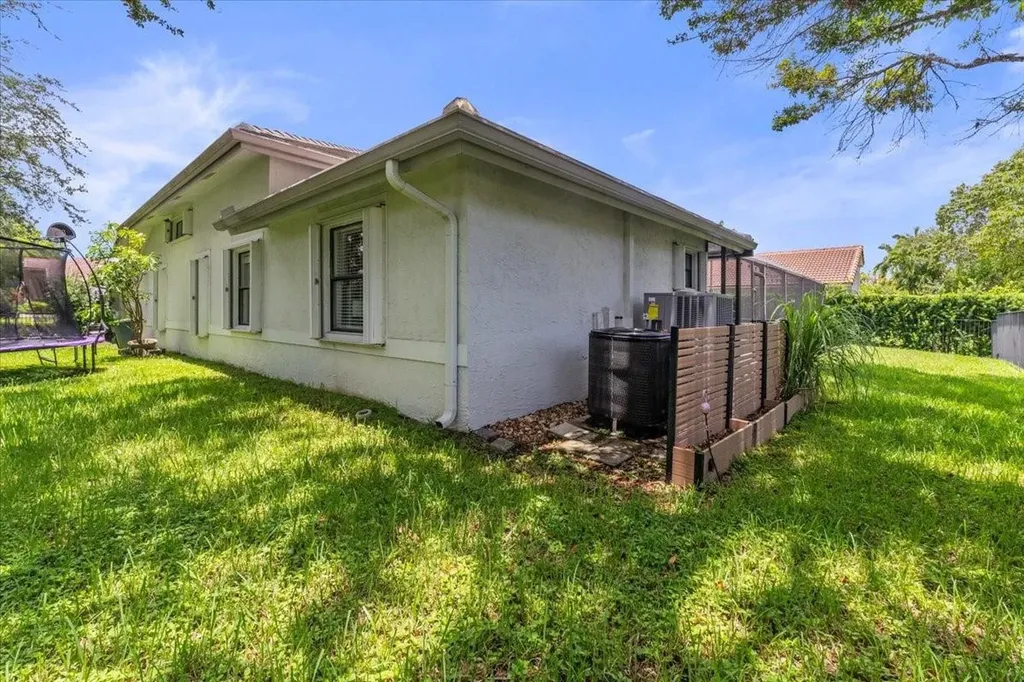 4911 NW 96th Drive Coral Springs FL 33076