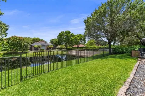 4911 NW 96th Drive Coral Springs FL 33076