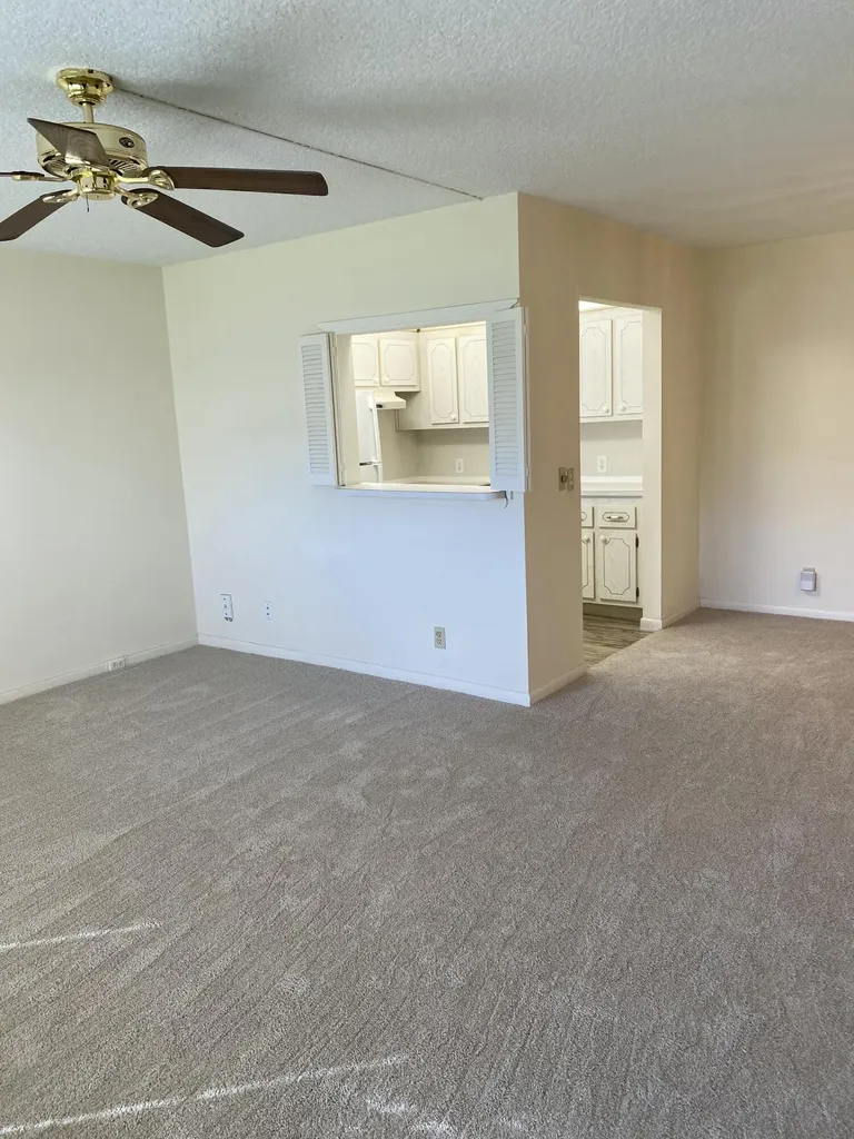 429 Fanshaw Boca Raton FL 33434