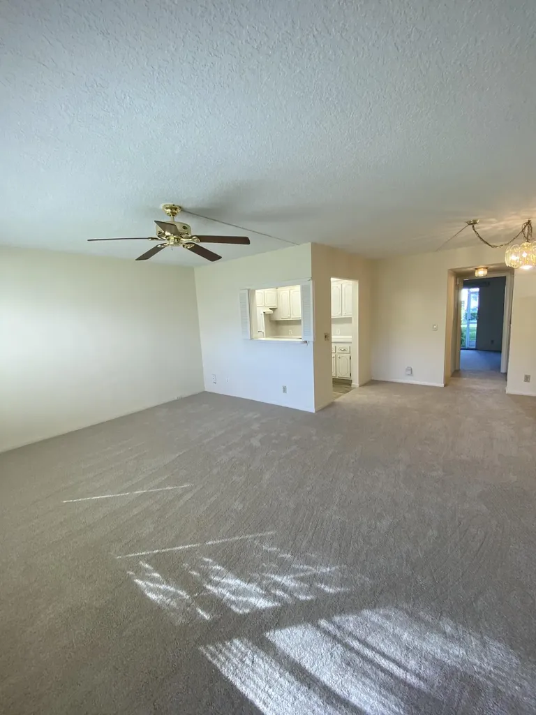 429 Fanshaw Boca Raton FL 33434