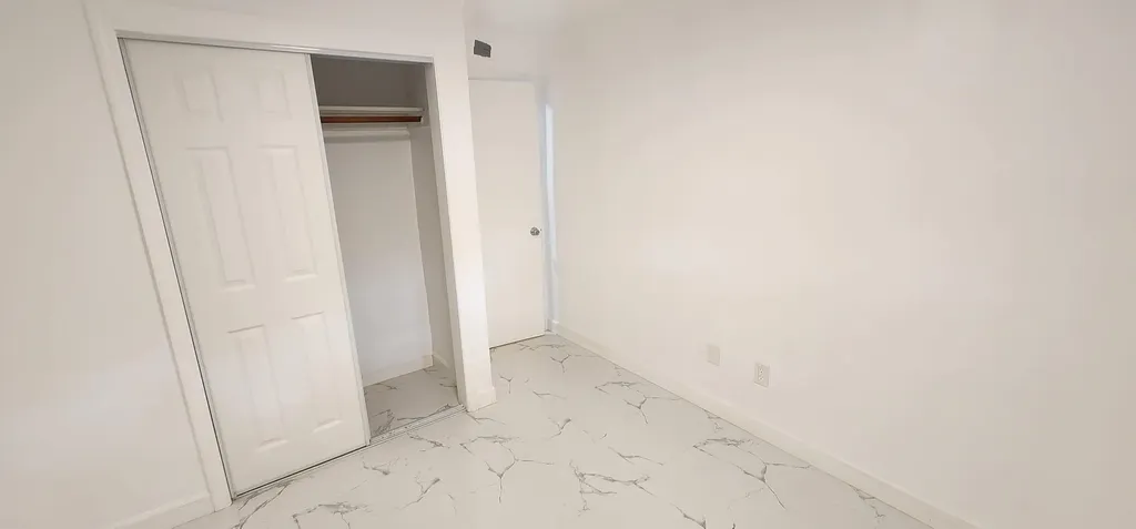 3205 NW 87th Avenue Coral Springs FL 33065