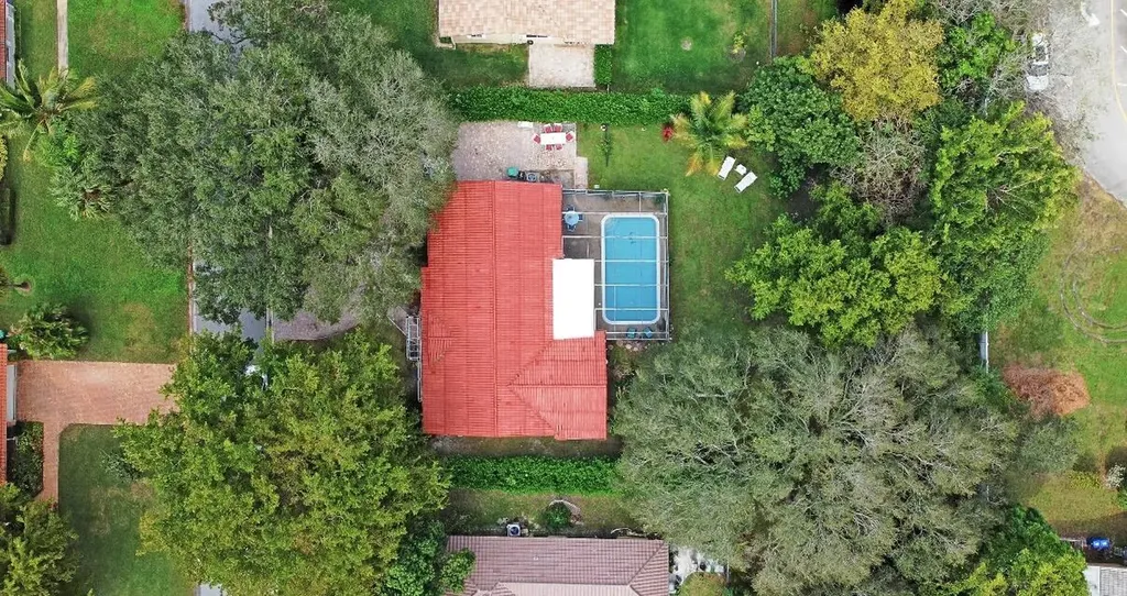 3205 NW 87th Avenue Coral Springs FL 33065