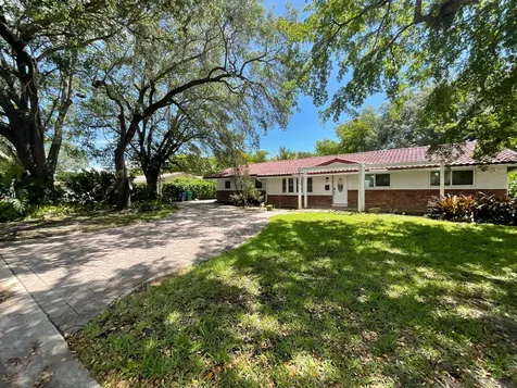 3205 NW 87th Avenue Coral Springs FL 33065