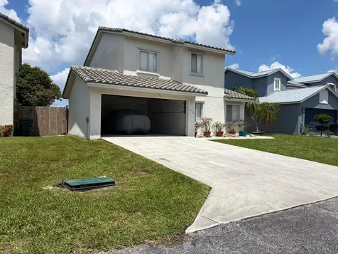 5656 Strawberry Lakes Circle Greenacres FL 33463