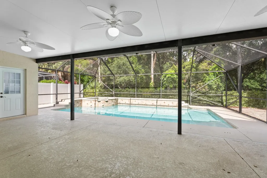 126 Hidden Hollow Drive Palm Beach Gardens FL 33418