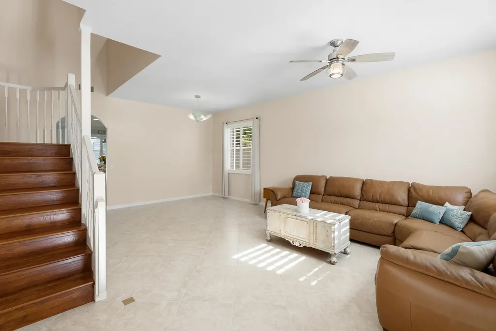 126 Hidden Hollow Drive Palm Beach Gardens FL 33418