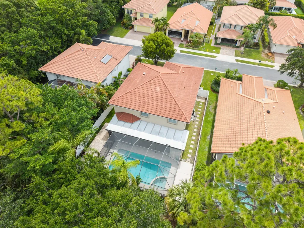126 Hidden Hollow Drive Palm Beach Gardens FL 33418