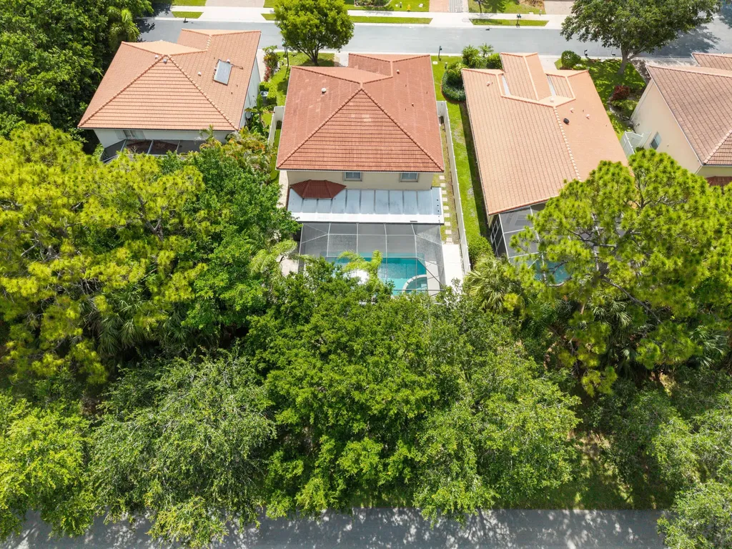 126 Hidden Hollow Drive Palm Beach Gardens FL 33418