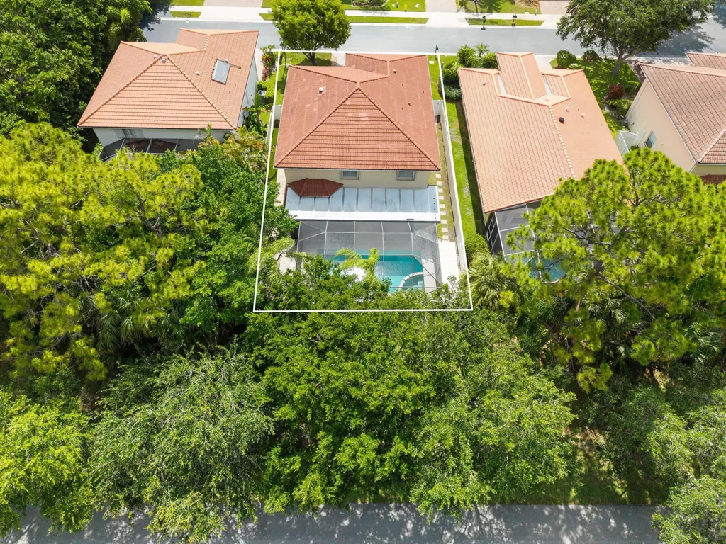 126 Hidden Hollow Drive Palm Beach Gardens FL 33418
