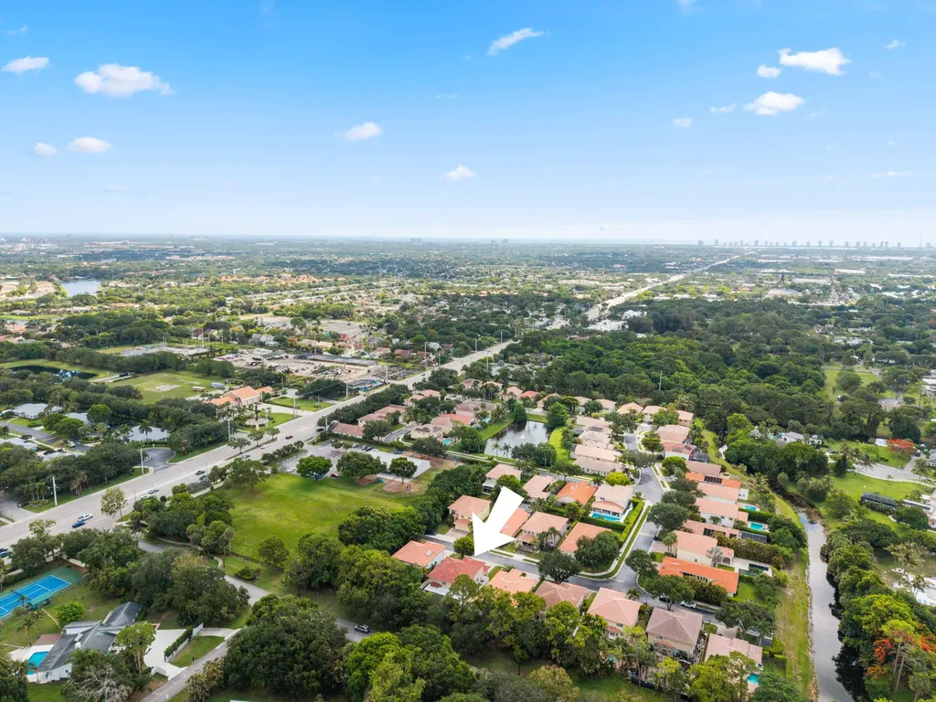 126 Hidden Hollow Drive Palm Beach Gardens FL 33418