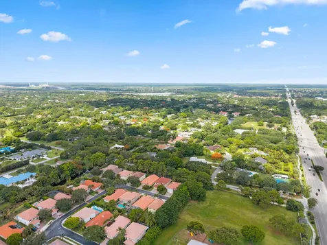 126 Hidden Hollow Drive Palm Beach Gardens FL 33418