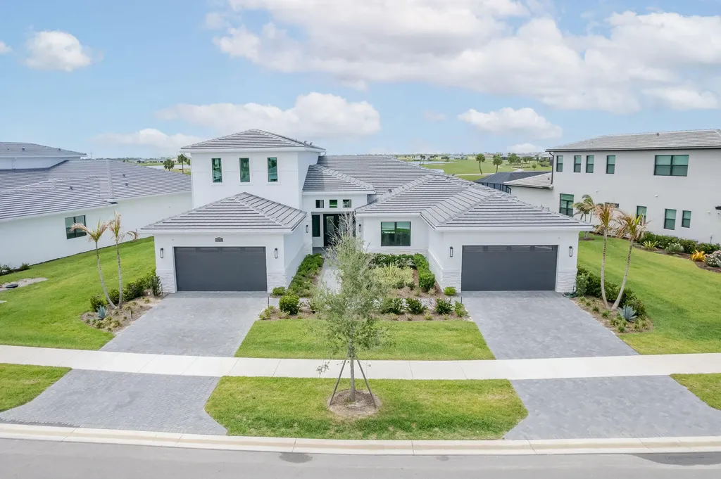 13265 SW Shinnecock Drive Port St Lucie FL 34987