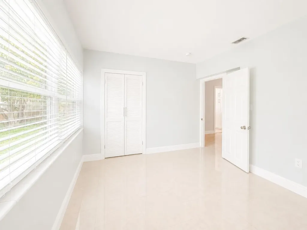 1200 NW 76th Avenue Hollywood FL 33024