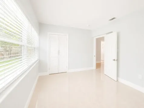 1200 NW 76th Avenue Hollywood FL 33024