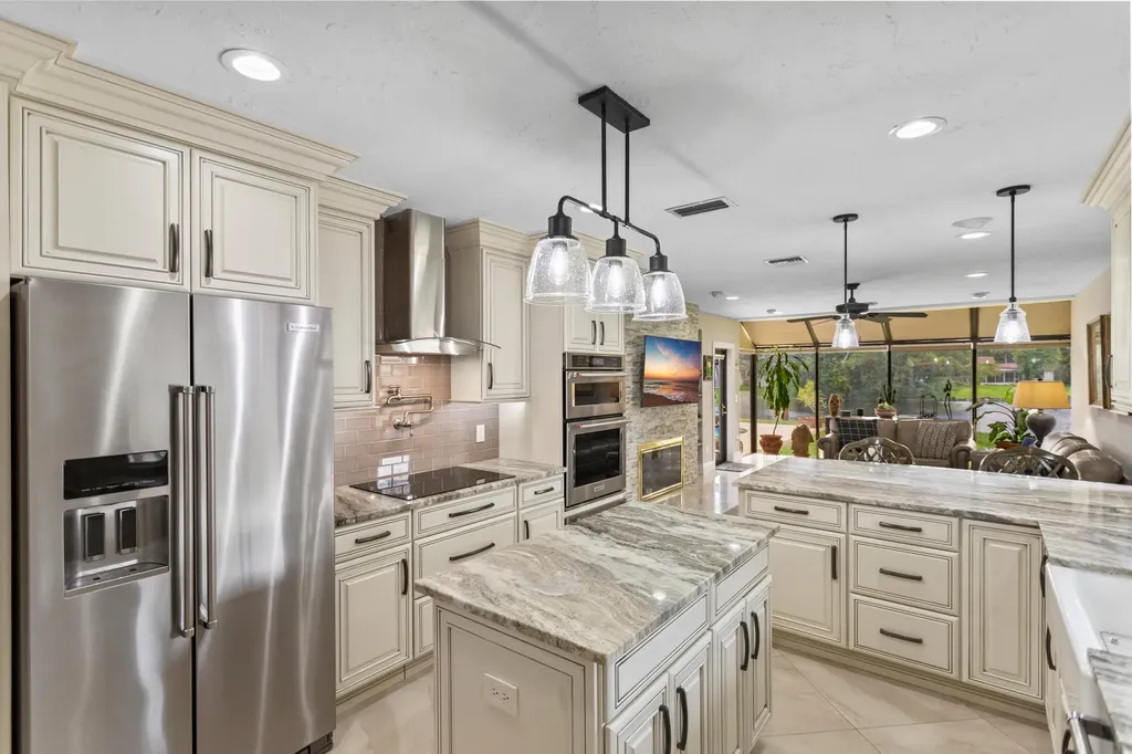 8540 N Lake Dasha Drive Plantation FL 33324