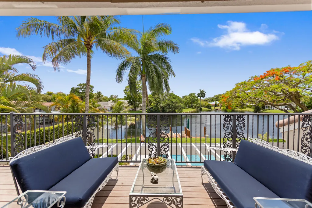 8540 N Lake Dasha Drive Plantation FL 33324