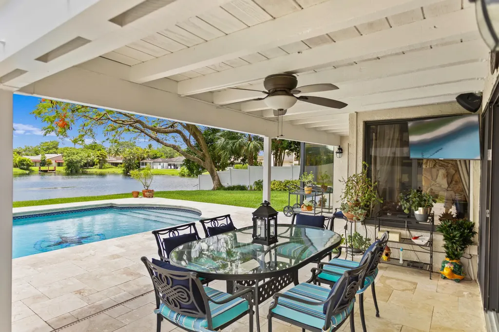 8540 N Lake Dasha Drive Plantation FL 33324