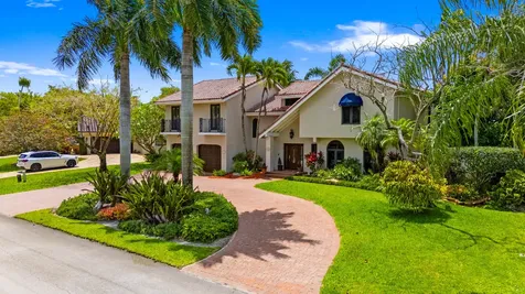 8540 N Lake Dasha Drive Plantation FL 33324