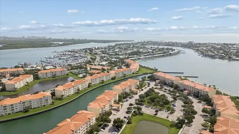 19 W Harbour Isle Drive Drive W Fort Pierce FL 34949