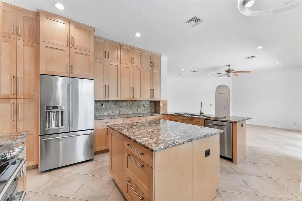 11525 NW 49th Court Coral Springs FL 33076