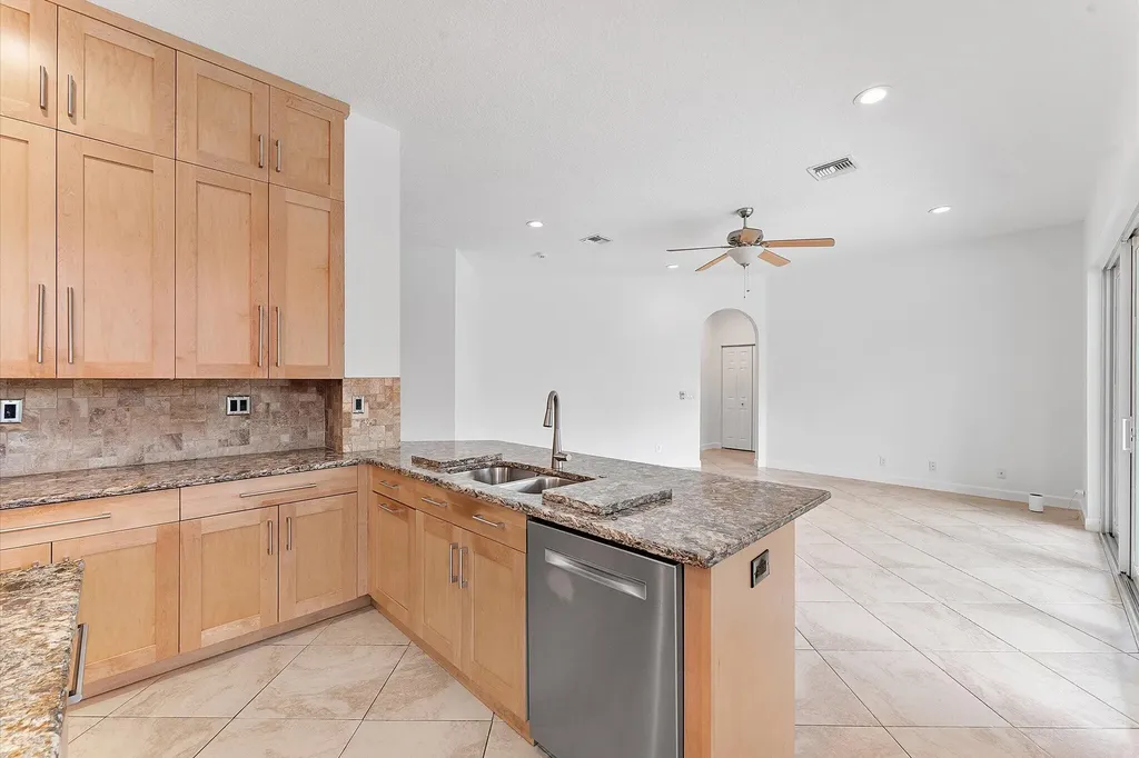 11525 NW 49th Court Coral Springs FL 33076