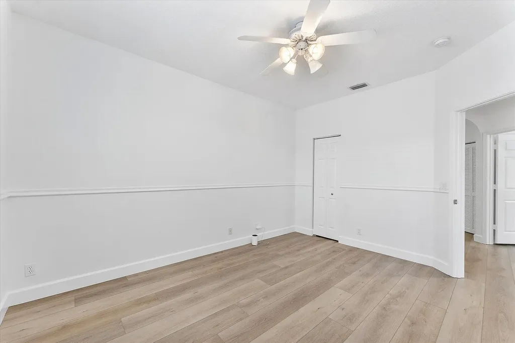 11525 NW 49th Court Coral Springs FL 33076