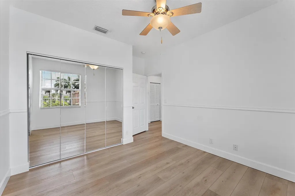 11525 NW 49th Court Coral Springs FL 33076