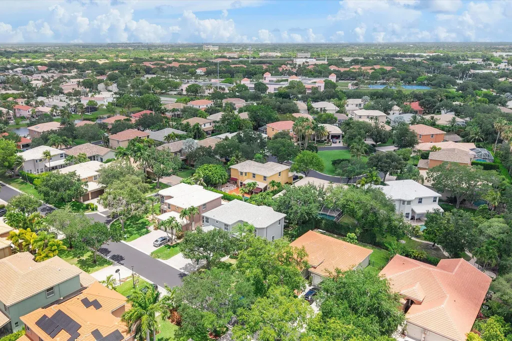 11525 NW 49th Court Coral Springs FL 33076