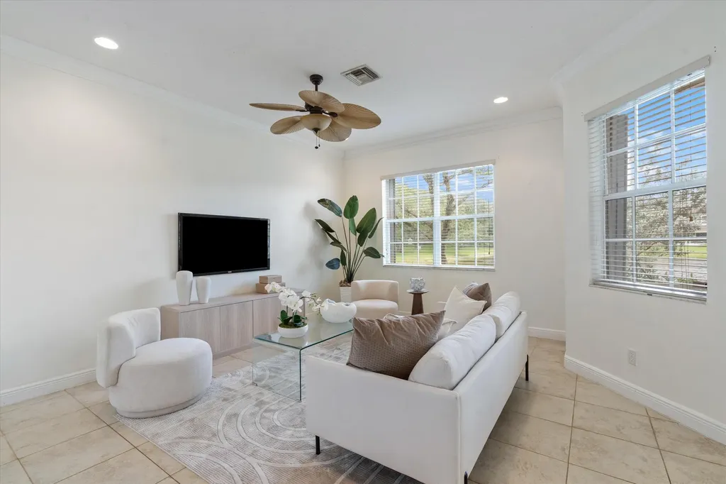 3505 Lakeside Drive Davie FL 33328