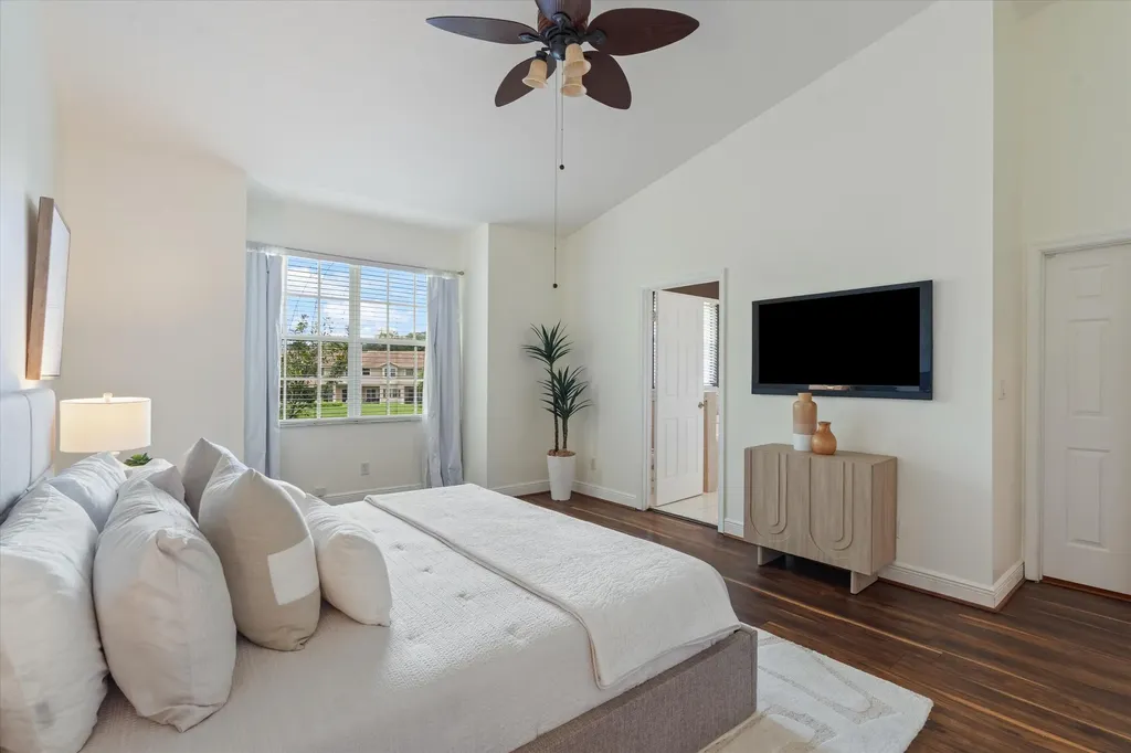 3505 Lakeside Drive Davie FL 33328