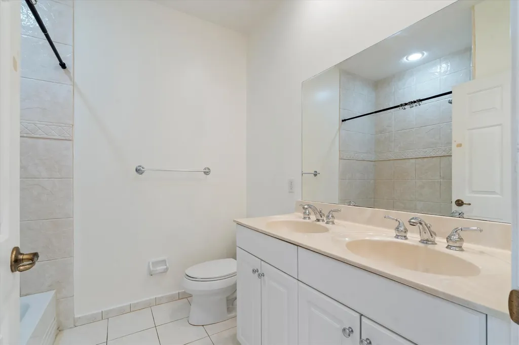 3505 Lakeside Drive Davie FL 33328