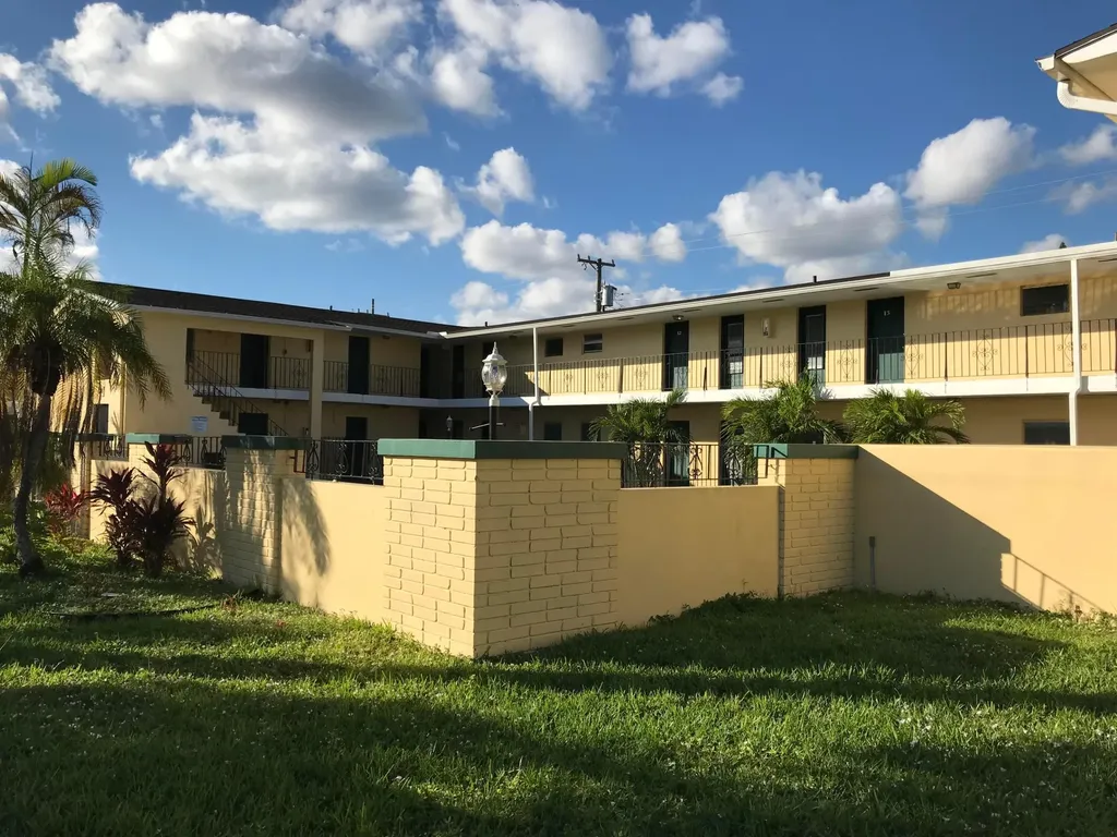 2285 NE 172nd Street North Miami Beach FL 33160