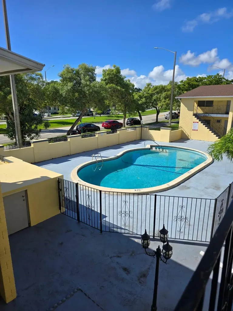 2285 NE 172nd Street North Miami Beach FL 33160