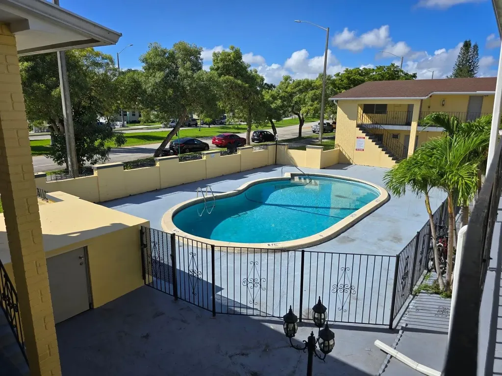 2285 NE 172nd Street North Miami Beach FL 33160