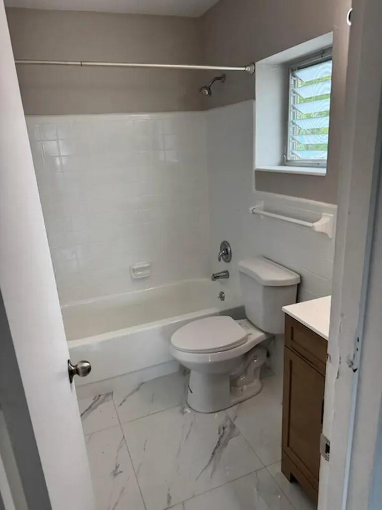 2285 NE 172nd Street North Miami Beach FL 33160