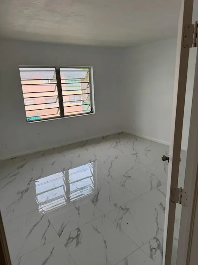 2285 NE 172nd Street North Miami Beach FL 33160