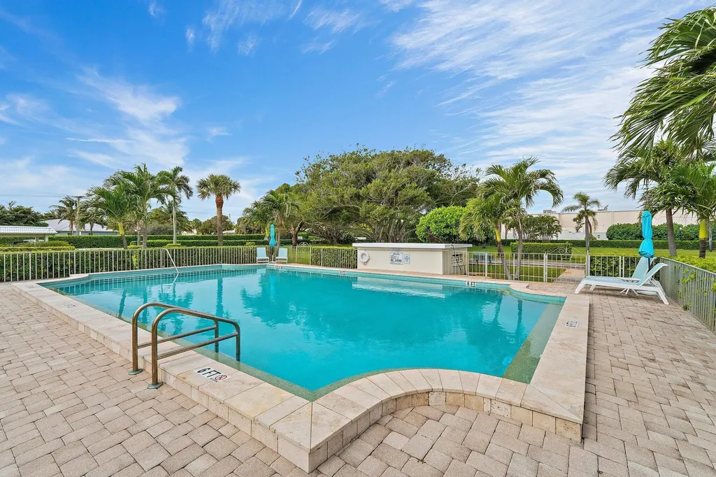 100 Waterway Road Tequesta FL 33469