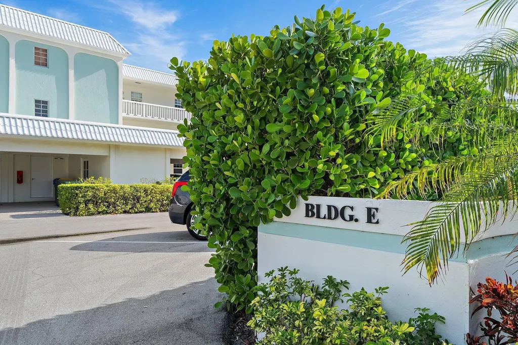 100 Waterway Road Tequesta FL 33469
